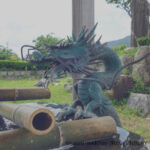 神社の龍